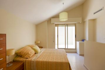 Apartamento en venta en El Perellonet con vistas.