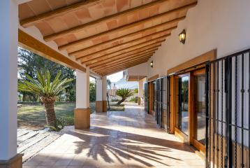 Villa reformada a estrenar en la Marxuquera junto a Gandía en venta.