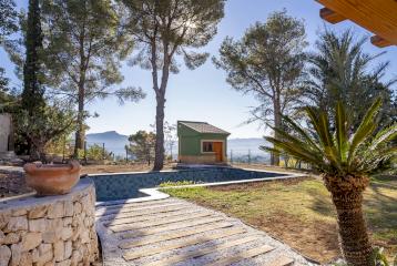 Villa reformada a estrenar en la Marxuquera junto a Gandía en venta.