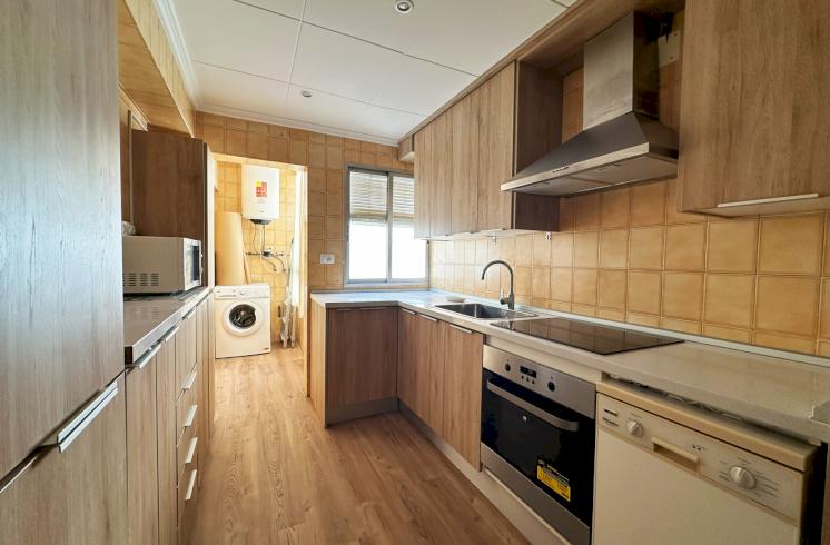 Vivienda reformada a estrenar en el Benetuser, Valencia.