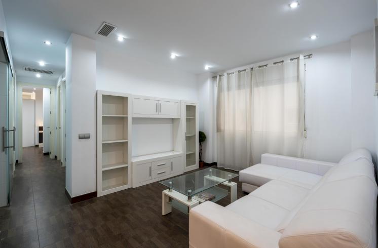 Vivienda recién reformada, junto a la plaza del Ayuntamiento de Valencia.