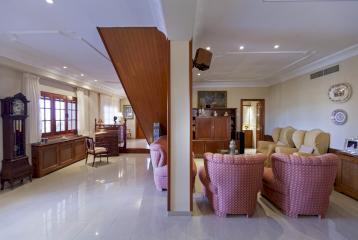 Villa de gran encanto y estilo ubicada en la exclusiva urbanización de Sierra Perenchiza