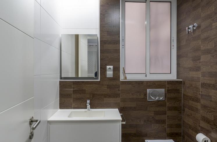 Vivienda recién reformada, junto a la plaza del Ayuntamiento de Valencia.