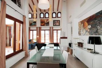 Villa en El Valle Golf Resort, en una parcela de 600 metros, junto a Murcia, en venta.