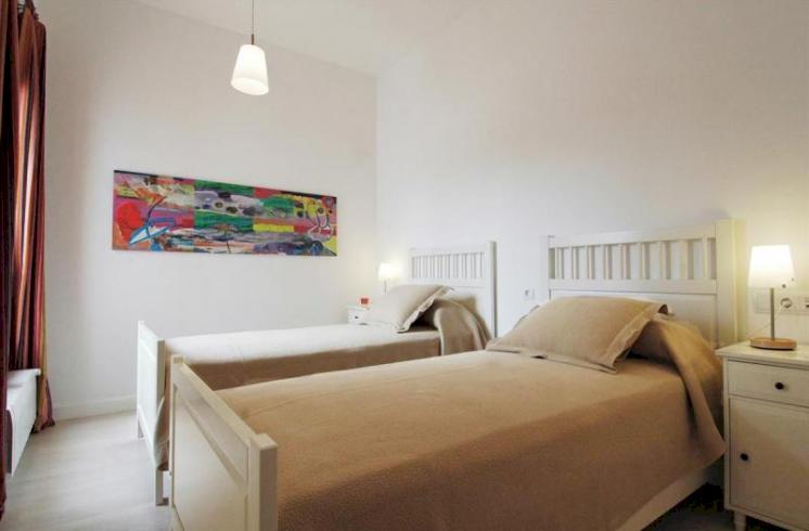 Villa en El Valle Golf Resort, en una parcela de 600 metros, junto a Murcia, en venta.