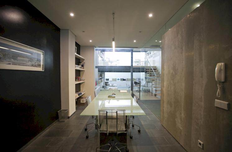 Local comercial reformado en Valencia.