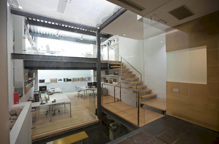 Local comercial reformado en Valencia.