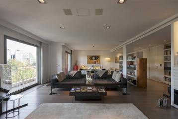 Moderno piso con vistas en el centro de Valencia en venta.