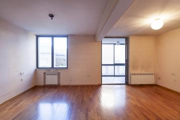 Piso de más de 200m2 en venta cerca del Ayuntamiento de Valencia.